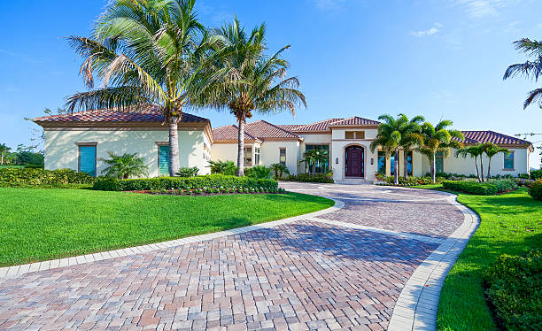 Best Local Driveway Pavers  in Maysville, MO